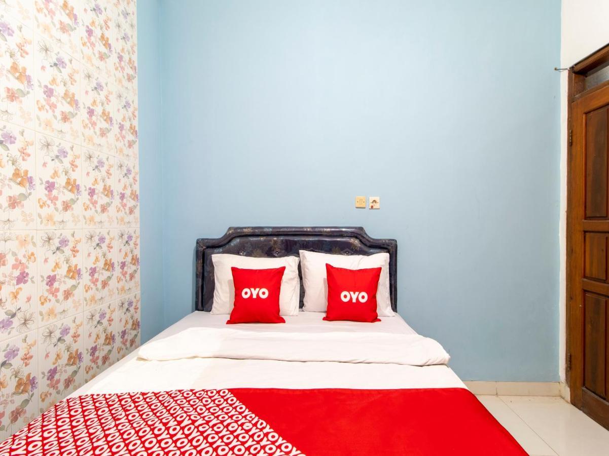 Oyo 3908 Fenway Kostel Hotel Bandung Eksteriør billede