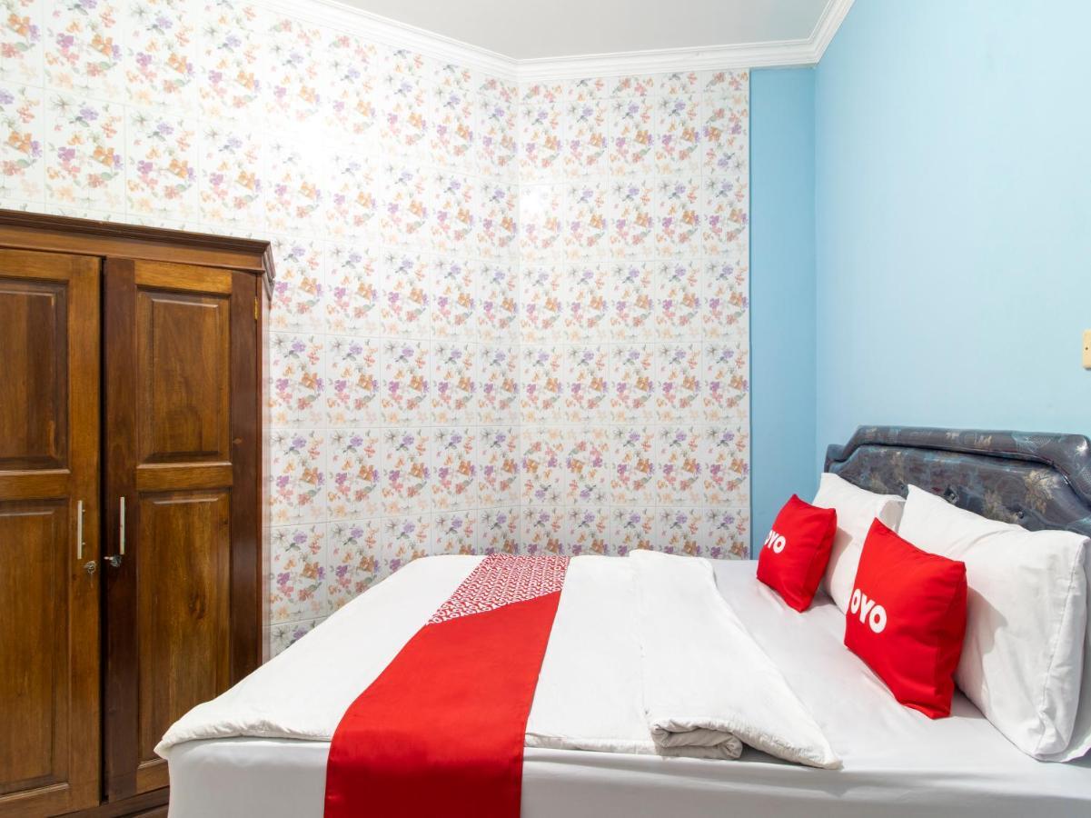 Oyo 3908 Fenway Kostel Hotel Bandung Eksteriør billede
